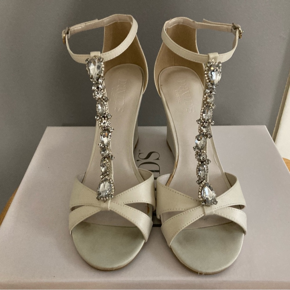 Ivory satin wedding bridal wedge heel, size 7.5 David’s Bridal